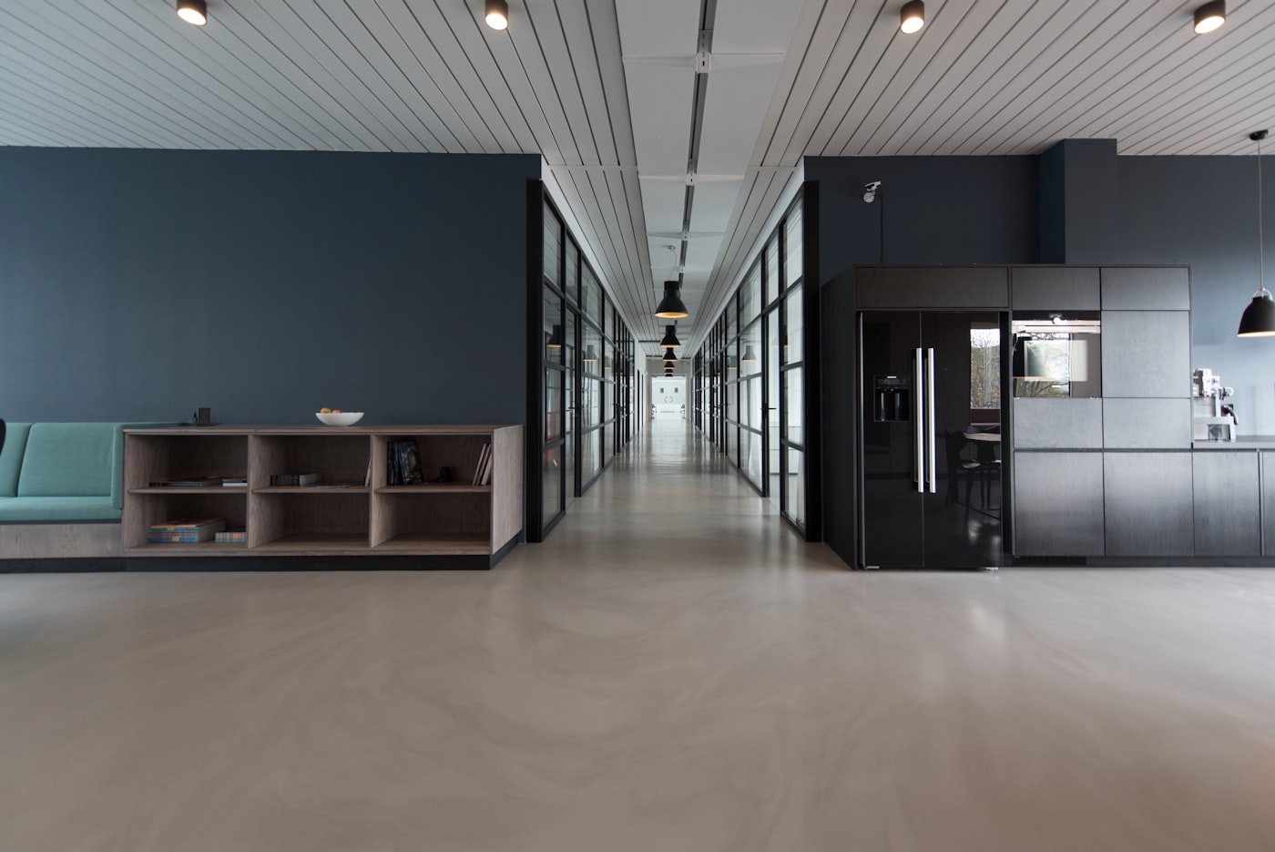 Commercial & Facility